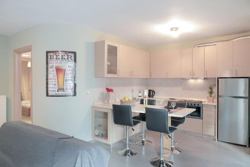 5 Min From Papageorgiou Free Indoor Parking Apartment Thessaloníki Luaran gambar